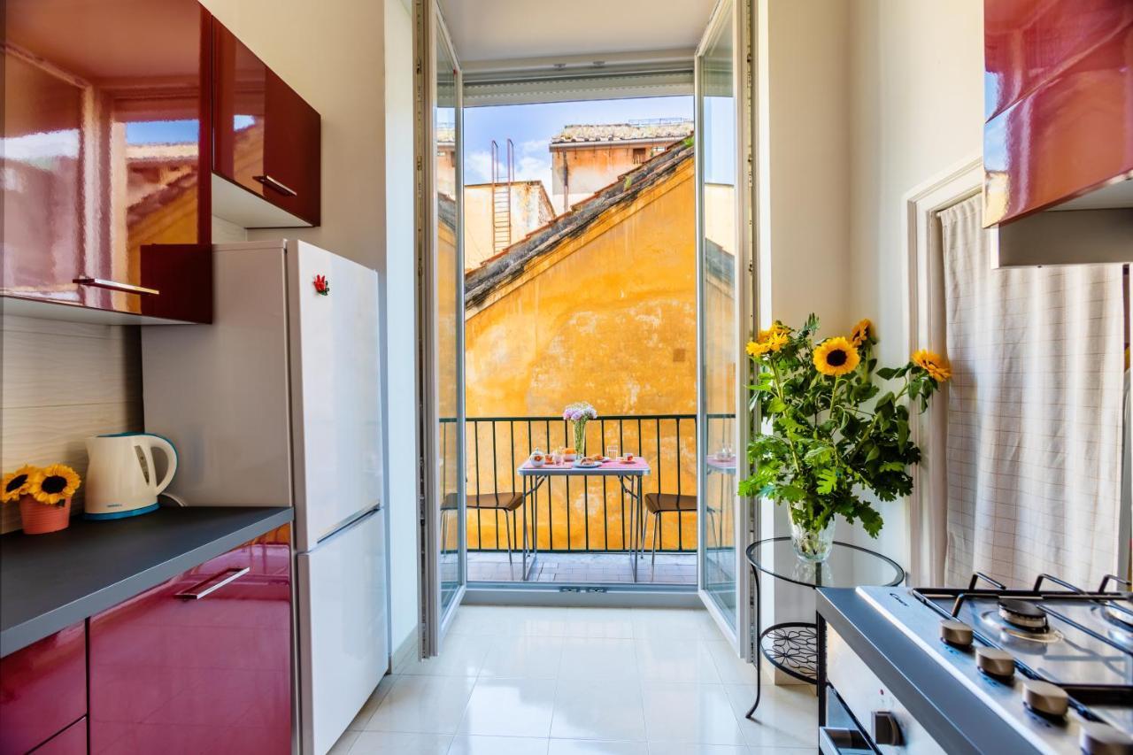 Cloistervista Apartment เนเปิลส์ ภายนอก รูปภาพ